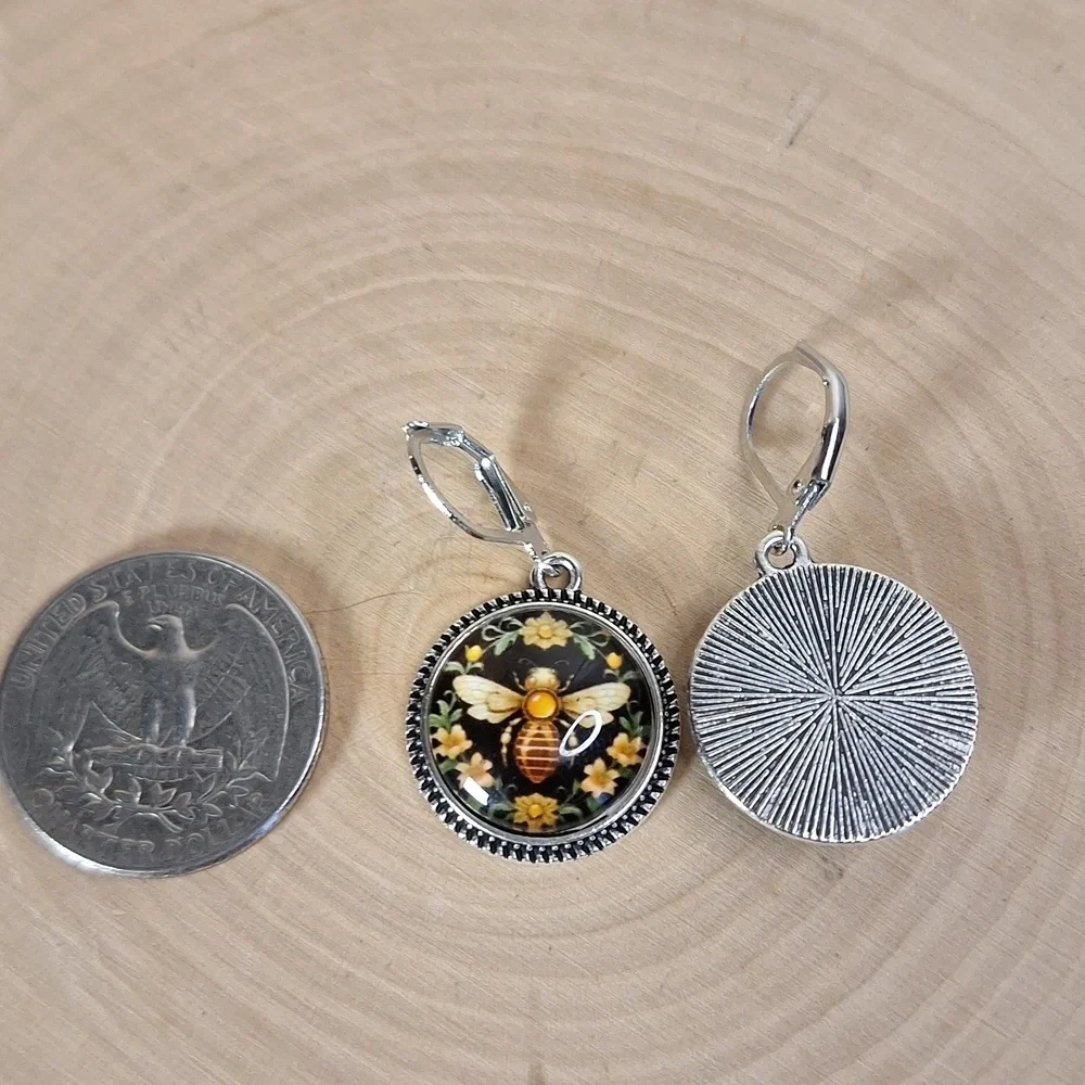 Bee Design Silver Earrings
